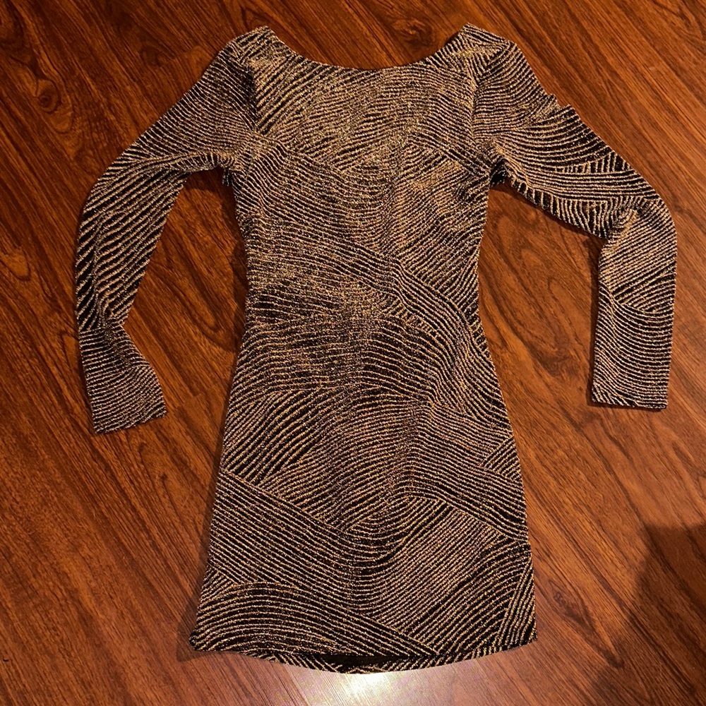Altar'd State Black and Gold Long Sleeve Dress with awesome back size L